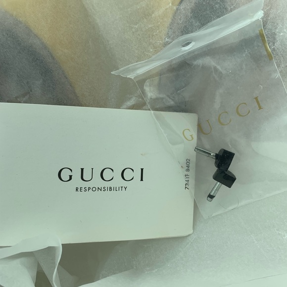 Gucci Molina Lips Pumps - Picture 8 of 8